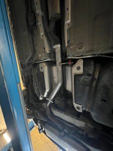 Dessous d'une voiture